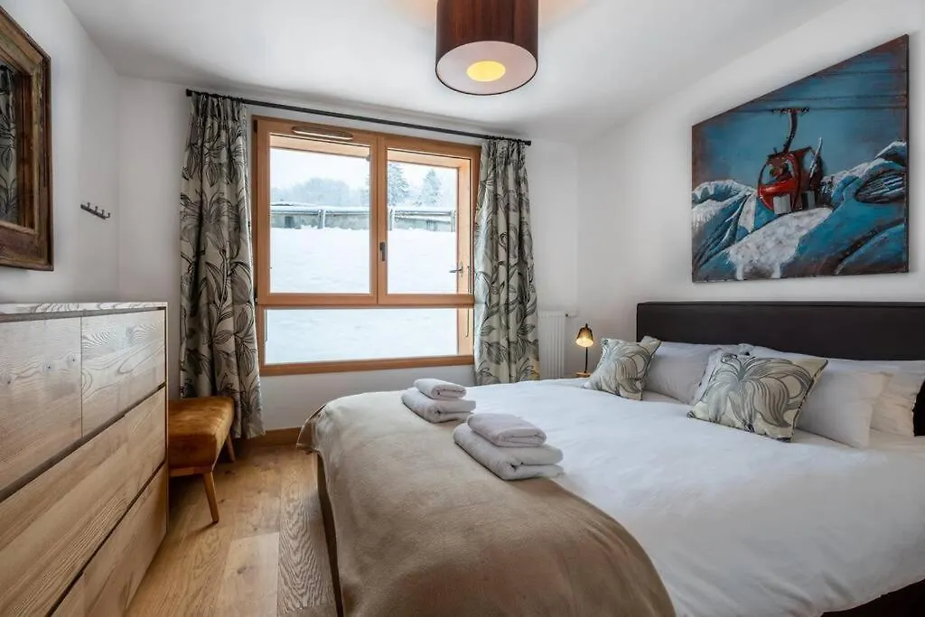 Le Freney - New Apartment In Town Center & Free Parking - By Cozee Rentals Les Houches